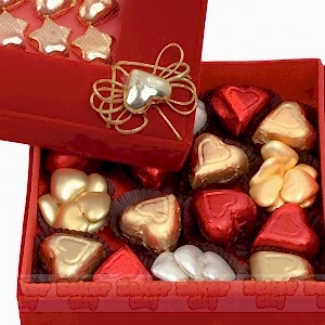 Altın Yaldızlı Küçük Kalpler Çikolata Kutusu