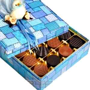 Mavi Bebek Hediye Çikolata Aranjmanı