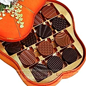 Kelebek Dekorlu Çikolata Sepeti