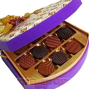 Desenli Yarımay Kutu Çikolata