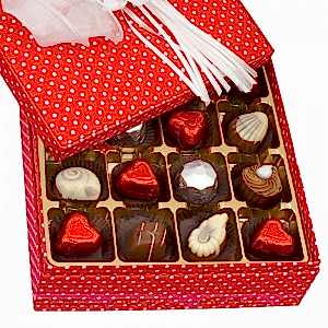 Mini Kalpler Sevgisi Çikolata Sepeti