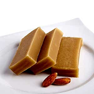 Bademli Yaz Helvası